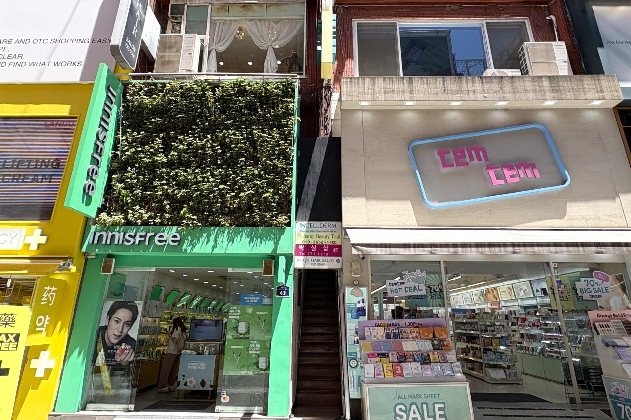 【2026年最新】明洞は新店ラッシュ！歩き疲れを癒やす「マッサージカフェ」と韓国最大規模のユニクロを巡る（画像6）