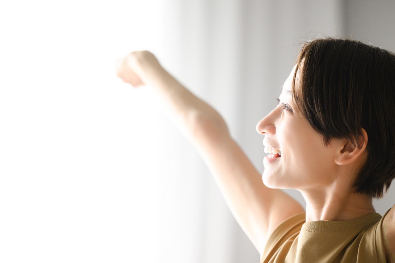 【50代からの快眠術】夏の寝苦しさを解消する睡眠環境7つのチェックポイント（照明・温度・寝具まで）