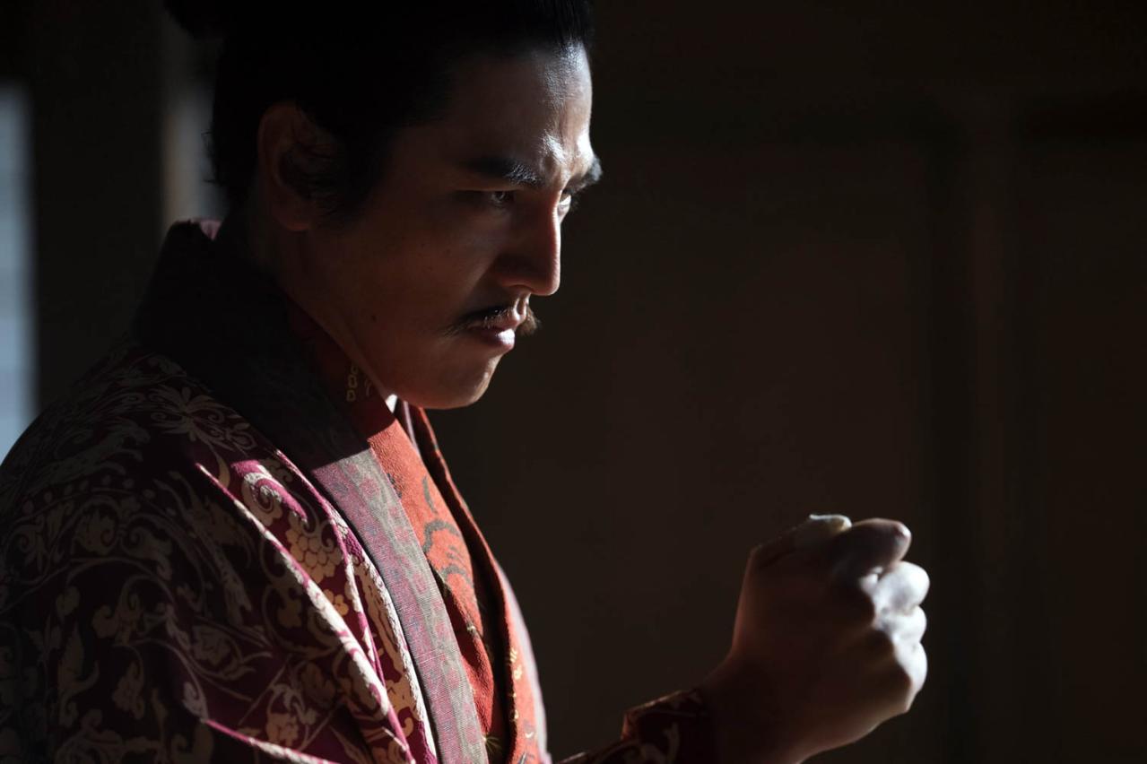 【豊臣兄弟！】織田信長（小栗旬）はなぜ追い詰められた？ 幻影演出で見えた心の内は…（画像2）