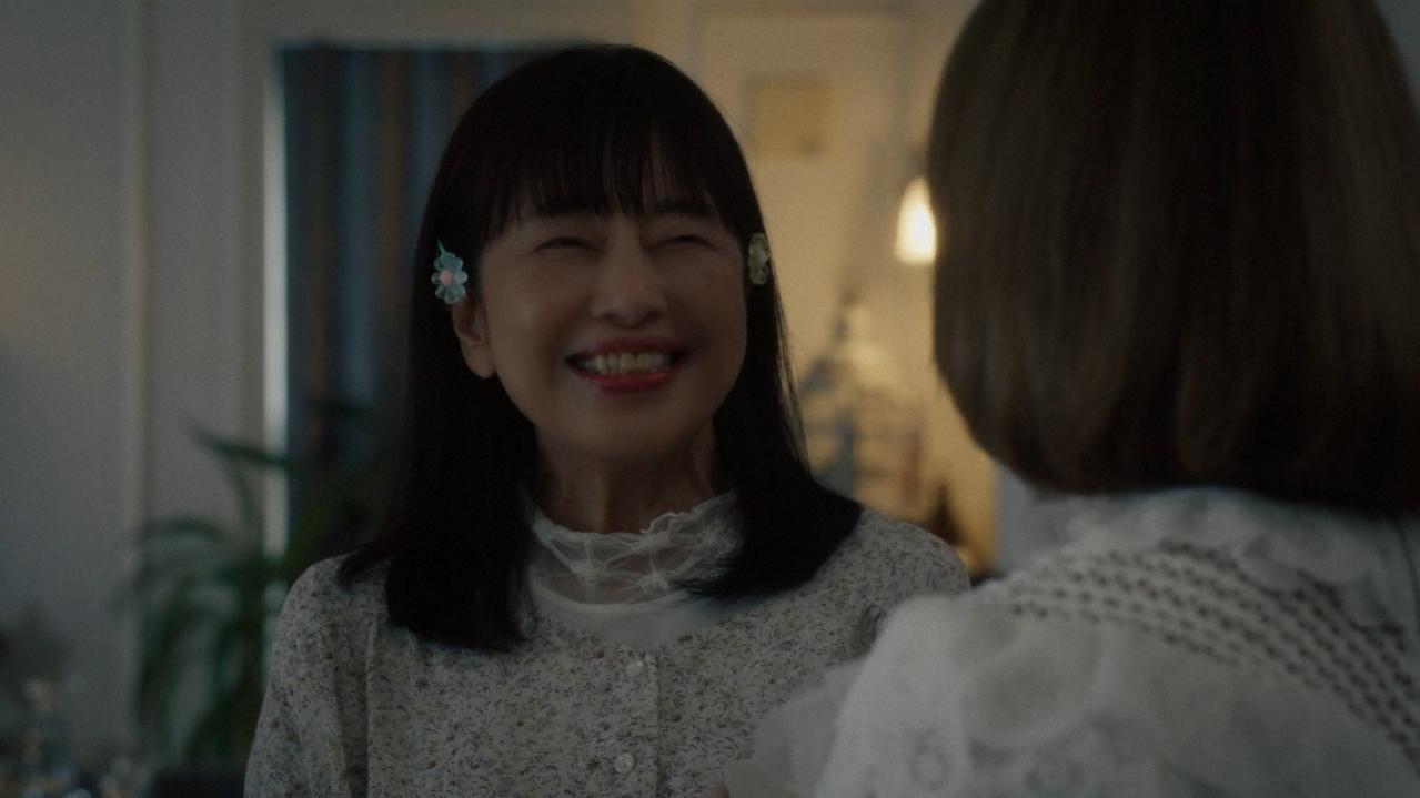 【夫婦と16歳〜狂気の隣人〜】第7話の写真、あらすじを公開！紘（豆原一成）に猛アタックを続ける美子（かたせ梨乃）、二人はどうなる？（ネタバレあり）（画像6）