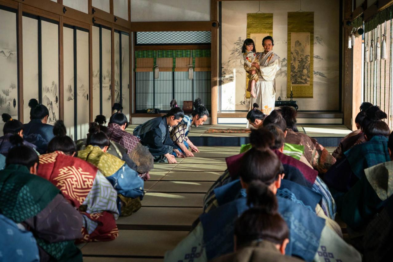 清須会議はこう描かれた！【豊臣兄弟！】三法師（清水伊織）と小袖で秀吉（池松壮亮）が主導権を握る（画像16）