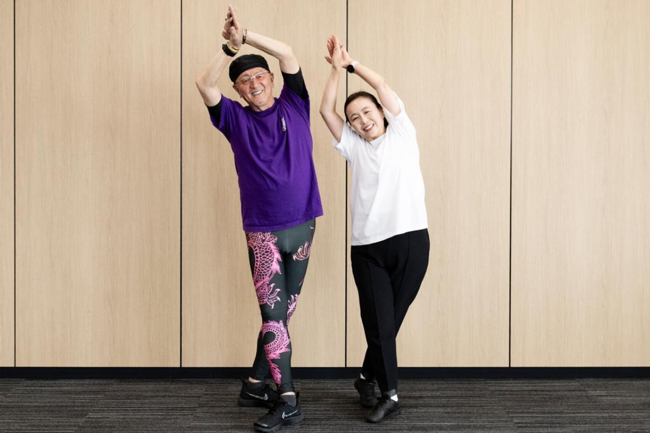72歳・デューク更家の「健康になる歩き方」レッスン。合言葉は「気がついたら100歳だった！」