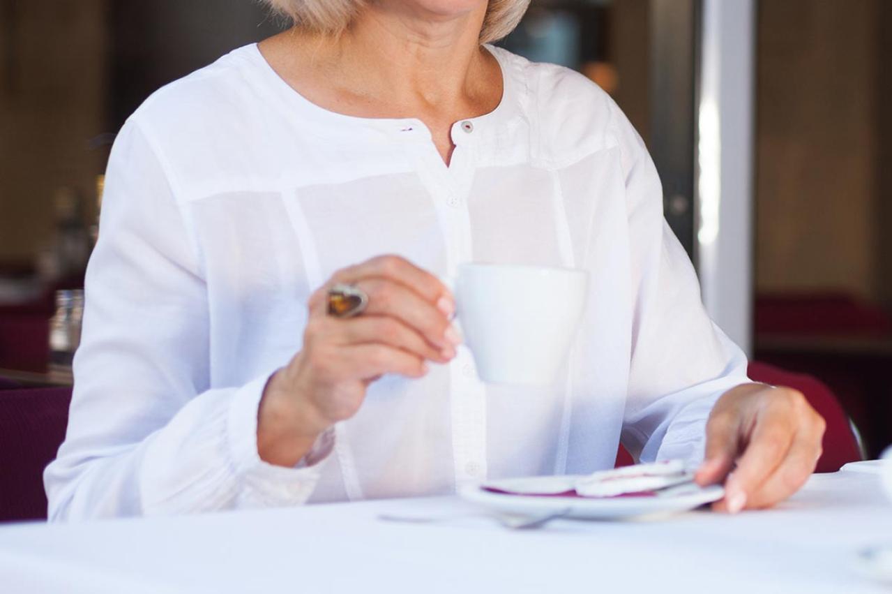 肉ボールが白いブラウスを汚した日、林真理子さんは悟った「70代は同じ習慣のままでは危ない」