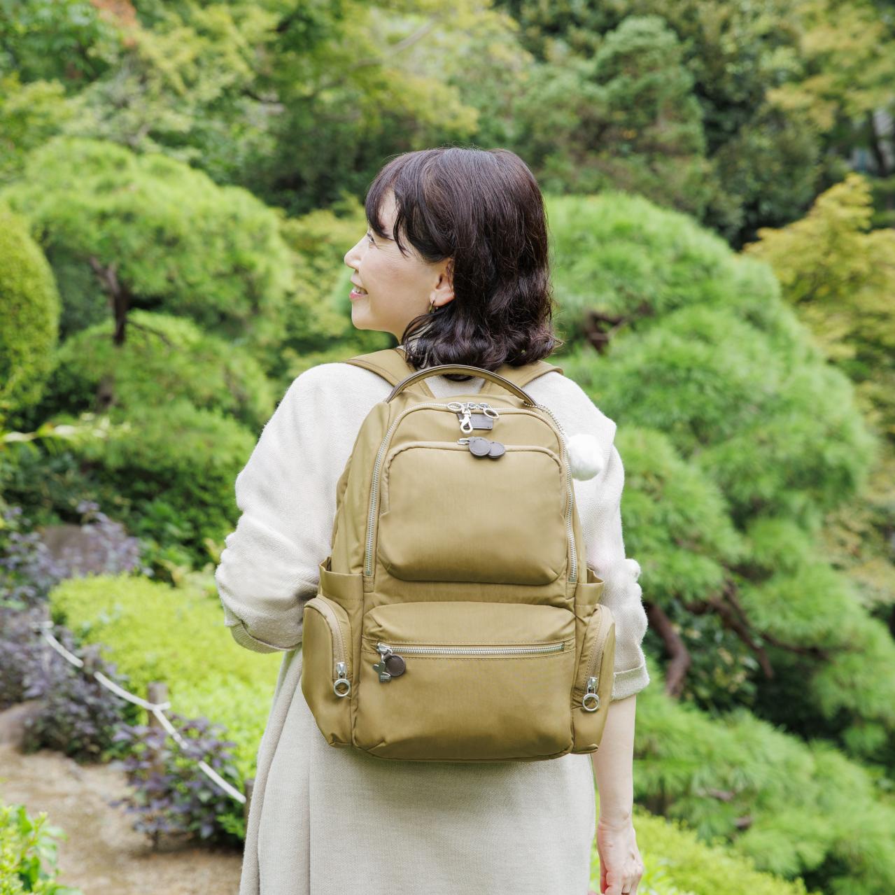 旅好き読者モデルが使って納得！ 秋のお出かけに頼れる【大人のリュック】2選（画像2）