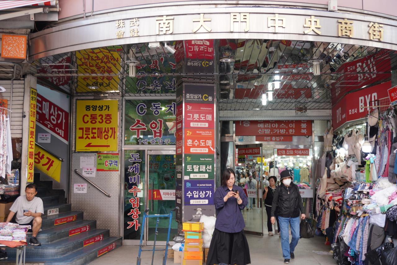 【2026年最新】南大門市場で器探し。市場ならではのグルメも必須！オープンラッシュが続く明洞も（画像8）