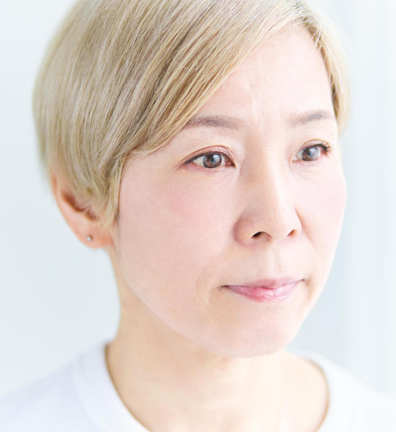 ヘアメイク職人・化け子さん【大人の肌・髪の悩み相談室】シミの厚塗り・たるみクマ・薄毛見えを自然に整えるコツ（画像4）