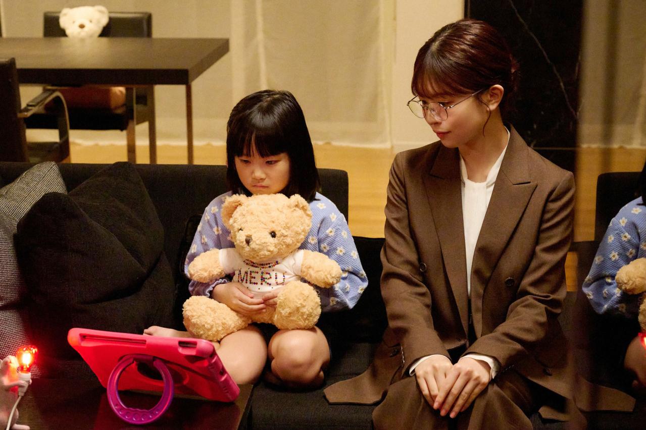 テレ東・新ドラマ【妻を引退します】第3話「元天才子役の逆襲」のあらすじは？ 元天才子役・鮎川穂奈未（朝日奈央）に再びオーディションのチャンスが舞い込んできた！（ネタバレあり）（画像7）