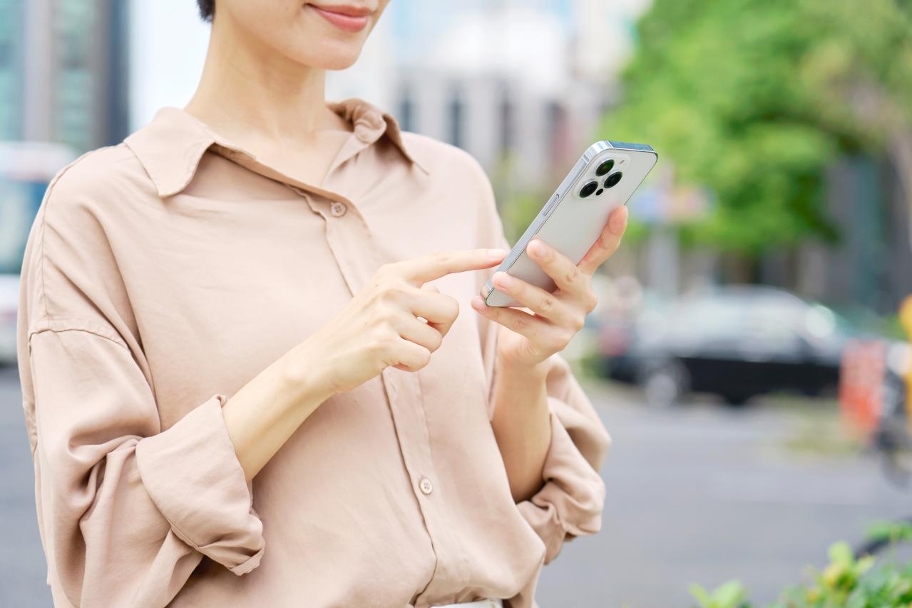 60代からのChatGPT活用術：マイクをタップして話すだけで、旅行相談や俳句のアイデア出しができる