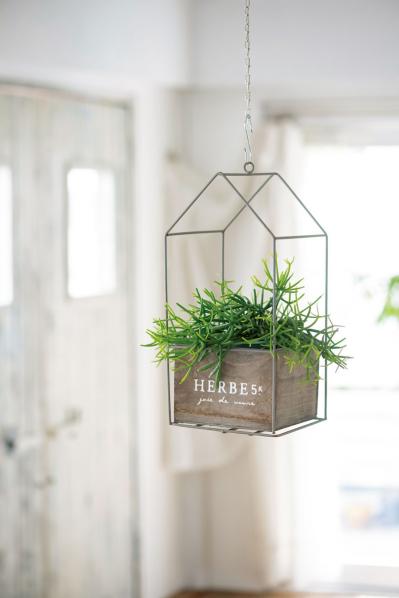 おしゃれなインドアグリーンに！【多肉植物＆サボテン＋雑貨】のアレンジ５　（サムネイル画像5）