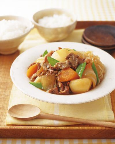 【肉じゃが】の味が決まらない人、必見！ 絶対に失敗しない煮汁の配合を公開【2024年フード部門TOP5】（サムネイル画像3）