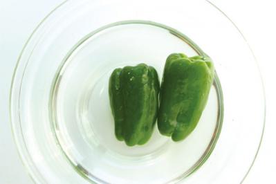 【保存術】ピーマンを冷蔵・冷凍でラクラク長持ち！栄養もキープ（サムネイル画像3）
