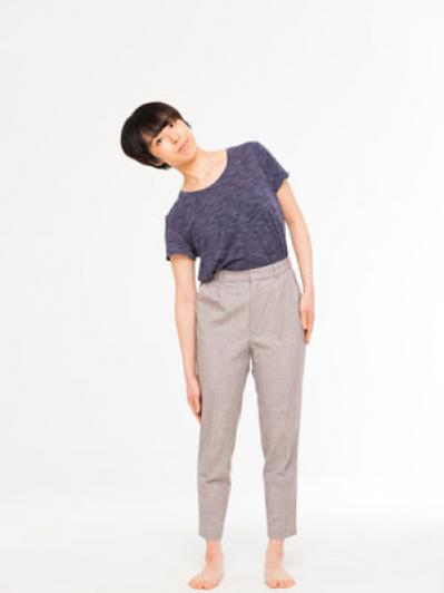 つい脚を組んでしまう人は、腰痛になりやすい！座ってできる簡単な腰痛予防法（サムネイル画像2）