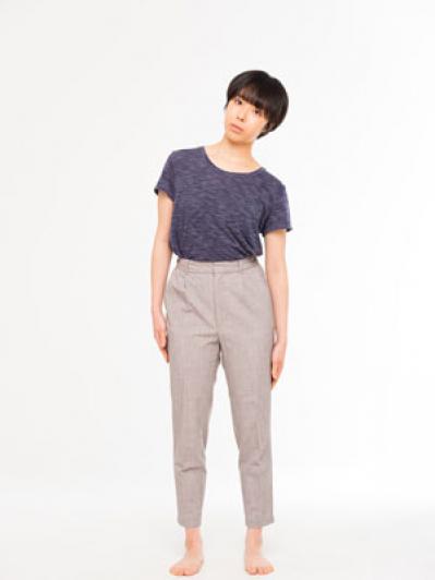 つい脚を組んでしまう人は、腰痛になりやすい！座ってできる簡単な腰痛予防法（サムネイル画像3）