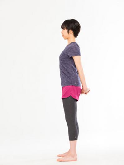 ねこ背を矯正するストレッチ方法。キャットレッチで楽しく姿勢改善（サムネイル画像7）