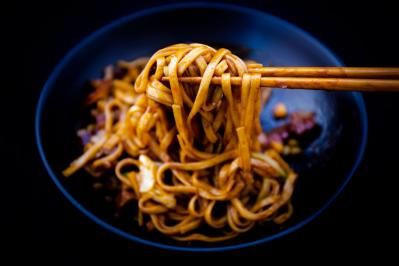 【韓国ドラマの出前事情】「愛の不時着」冷蔵庫が空っぽだった11話でセリが頼んだ食べ物は？（サムネイル画像3）