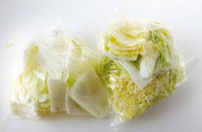 【白菜】の保存方法。「1/4個をそのまま冷蔵庫に入れる」のが間違いなワケ（サムネイル画像2）