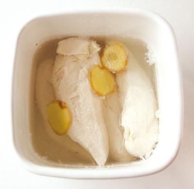 【鶏肉】の保存方法。トレーのまま冷蔵庫に入れてない？ 鮮度を保つコツは （サムネイル画像6）