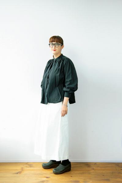 かけるのが楽しみになるめがねとは？　めがねでおしゃれは叶う！　おしゃれなマチュア世代のめがねスタイル（サムネイル画像4）