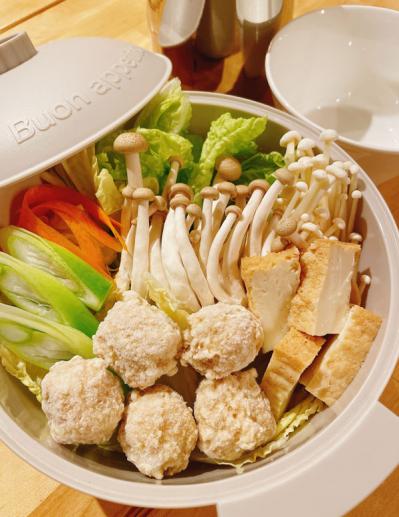 どっしりとした「よいおなべ」を使ってきた人が、【スリコ】の「ビストロヌードル」を使っている理由（サムネイル画像8）