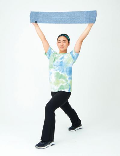 知ってる？タオル１本でできる【PARTY体操】　ガチガチに固まった肩こり、腰痛に。姿勢も整うと話題！（サムネイル画像2）