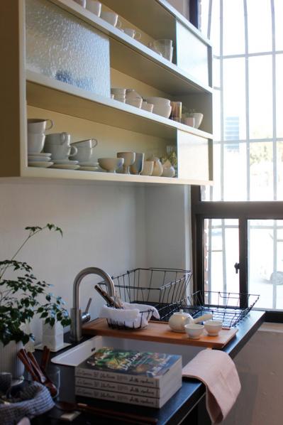 韓国ドラマのロケ地の聖地！ 徳寿宮の石垣通り沿いにできた、シックな器屋さんを訪ねて（サムネイル画像5）