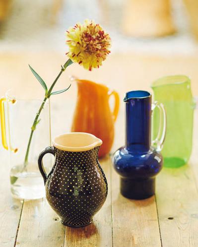 中目黒のフラワーショップ farver オーナーの自宅。「ジグザグに植物を配置する」と、こんなにすてき！（サムネイル画像21）