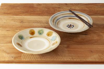 琉球の自然と歴史が育んだ焼き物の里。唯一無二の器に出合いに、沖縄「やちむんの里」を歩く（サムネイル画像6）