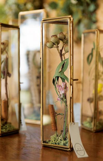 話題のアトリエ「北中植物商店」オーナー夫妻の自宅。暮らしに寄り添う花の飾り方（サムネイル画像6）