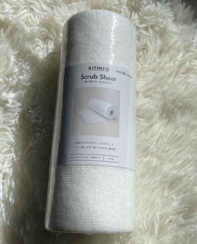 鍋やフライパンのこびりつきは【スリコ】の使い捨てロールスポンジにおまかせ。コスパ抜群！水まわりが毎日きれい（サムネイル画像2）