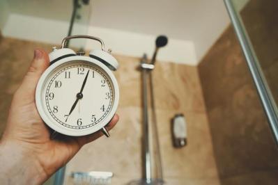 夜間頻尿に悩む人が、寒暖差の激しい季節に気をつけることは？（サムネイル画像3）