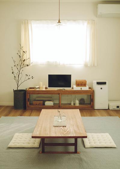 【素敵なあの人の家時間】ブイロガー・暮らしのつづりさん「海辺の平屋で“小さく暮らす”がテーマです」（サムネイル画像4）