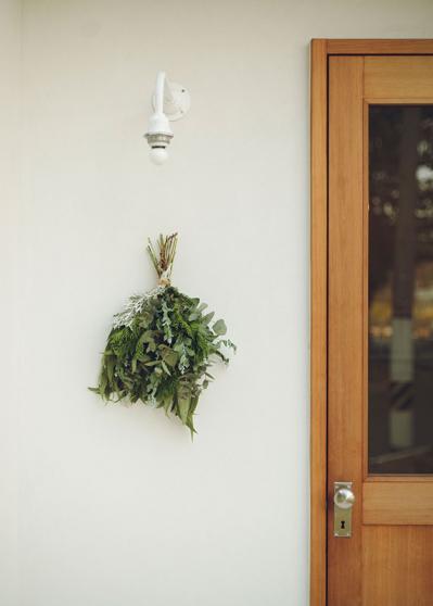 【素敵なあの人の家時間】ブイロガー・暮らしのつづりさん「海辺の平屋で“小さく暮らす”がテーマです」（サムネイル画像8）