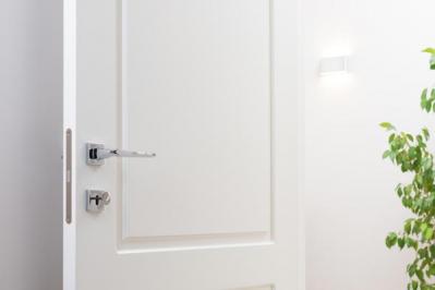 【頻尿・尿漏れ】に効くペットボトル体操。お尻をキュッと締めるコツは？（サムネイル画像2）