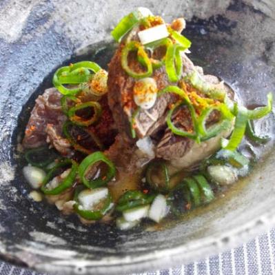 実家に戻り、ひとり暮らし。少しずつ心地よい空間へ片づけ中。料理本編集者  62歳の園田マリエさんの暮らし（サムネイル画像9）