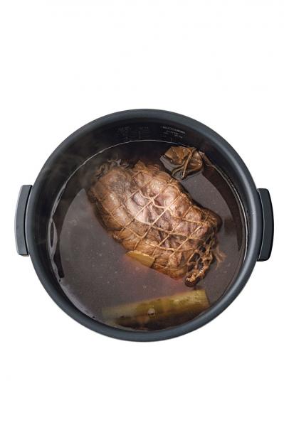 【紅茶煮豚】が炊飯器で手軽に作れる！ほったらかしなのに、深い味わい【2023年レシピ部門人気記事TOP5】（サムネイル画像3）