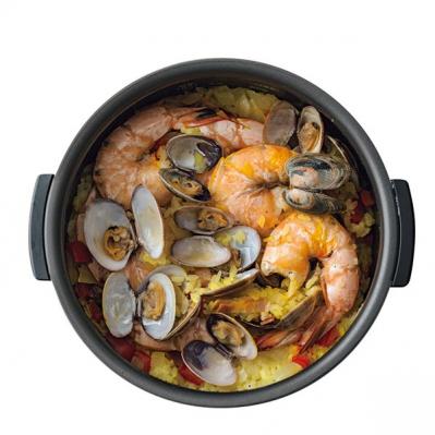 【炊飯器で作る】パエリアのレシピ。スペイン定番料理も炊飯器でほったらかし調理。魚介のうまみがたまらない！（サムネイル画像3）