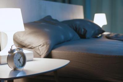 早朝に眼が覚めた。二度寝はしていい？　睡眠の３大悩みに専門医が「正解」を教えます