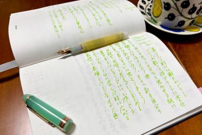 文具ライター小日向  京さんの【手書き】のすすめ。ざらっとした紙に万年筆で書くと見えてくるものとは？