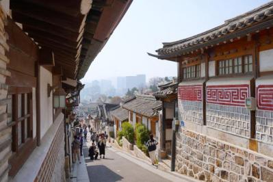 ソウルも桜が満開！ 昔ながらの街並みが残る北村～三清洞は散歩が楽しいコース（サムネイル画像2）