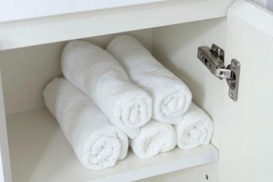 大きさの違う食器は重ねる？立てる？　自分の家や棚に合わせて収納法をカスタマイズする方法【片付け】（サムネイル画像9）