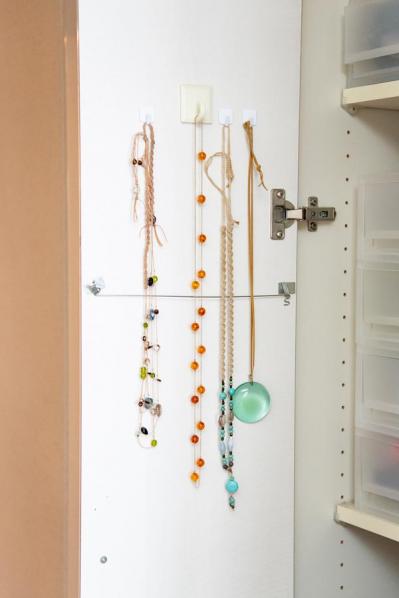 私服は54着に厳選！シンプルライフの達人の「服を増やさないコツと収納術」（サムネイル画像5）