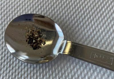 【スリコ】のおしゃれな「電動ミル」で調理力アップ！　片手で使える便利さと挽き加減がすばらしい（サムネイル画像6）