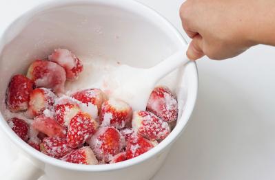 手作り簡単！【いちごジャムの作り方】甘さ控えめのいちごジャムのレシピも【2023年レシピ部門人気記事TOP5】（サムネイル画像4）