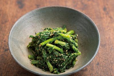 【冷凍作りおきで平日がラク】ざく切りキャベツと春菊で簡単、おいしいあえ物2選