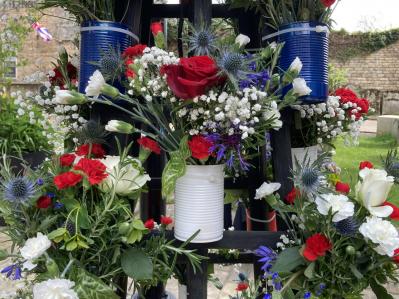 【英国流ガーデニング】イギリスの街中が花であふれたチャールズ国王の戴冠式（サムネイル画像6）