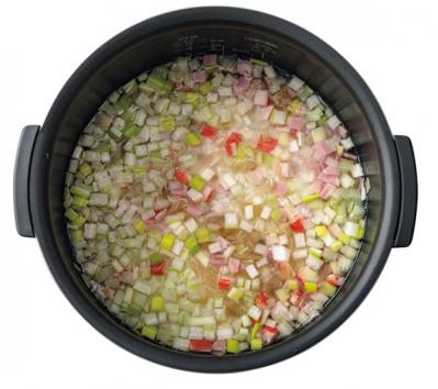 【炊飯器】でパラパラチャーハンのでき上がり。スイッチ「ピッ！」で簡単！　卵もフワフワ（サムネイル画像2）