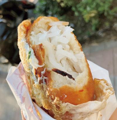 「親同士が同級生という縁に導かれて」室井滋さんと中島京子さんが【旅とグルメ】を語る（サムネイル画像11）