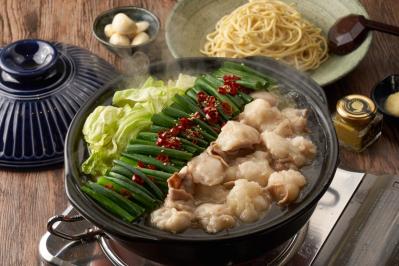 瀧本靖子さん絶賛のお取り寄せ【お酒が進むとっておきのおつまみ】 千年こうじやの「酒粕クリームチーズ」／TAKUNABEの「国産牛もつ鍋」