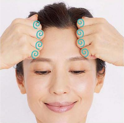 【おでこのシワ】額をほぐすセルフケア。たるみとシワを解消！　佐藤由美子さんが伝授する筋膜リフトとは（サムネイル画像6）