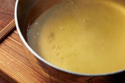 料理レシピ本大賞<料理部門>にて入賞！笠原将弘さんの「鶏むねのひき肉」絶品スープとそぼろ